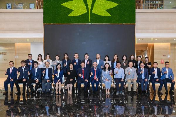 同心聚力，上澤齊輝 | 上藥控股與澤璟制藥舉行戰(zhàn)略合作簽約儀式